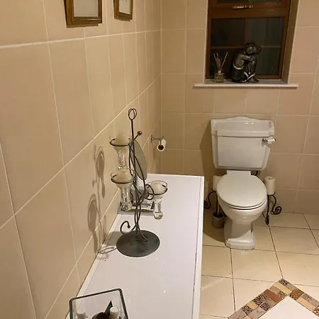 Dromane Self-catering Eircode V94hr5c Apartment Limerick Junction