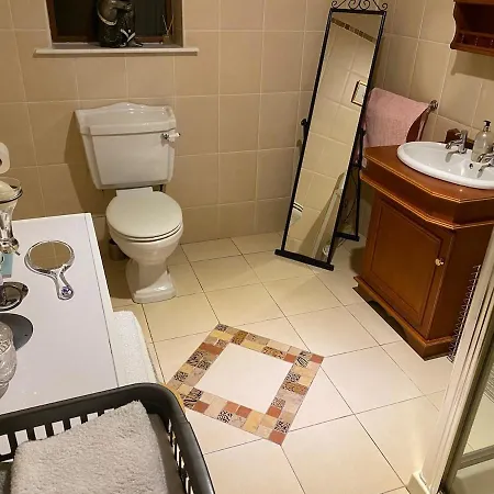 Dromane Self-catering Eircode V94hr5c Apartment Limerick Junction