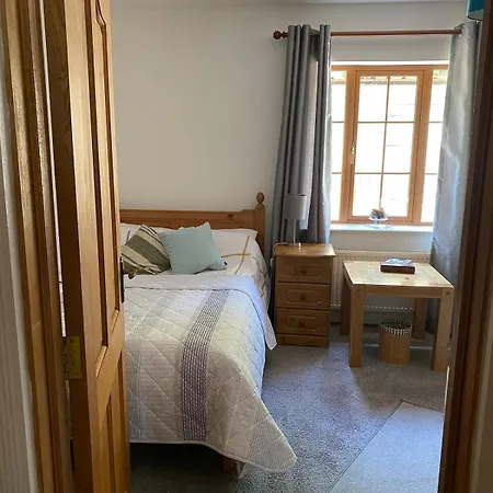 Dromane Self-catering Eircode V94hr5c Apartment Limerick